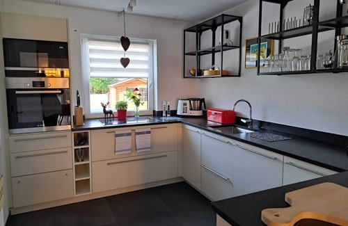 Bischofswiesen Apartamento | Vacation home LebensART, 1-7 pers., 125m², 3 bedrooms, WSZ, shower/WC, bathtub, Bk,T