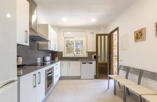 Torredembarra Casa | Casa de vacaciones Lleida by Interhome