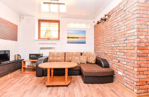 Nida Casa | Casa de vacaciones "Nidos Gaiva" habitación triple con sofá cama