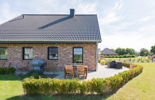 Braderup Casa | Vacation home Nordwind in Braderup for up to 8 people