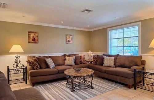 South Venice Casa | Vacation Home on Alligator Drive