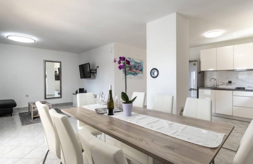 Razanac Casa | Casa de vacaciones Opera by Interhome