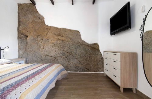 Santa Brígida Casa | Vacation Home 'Pepa' with Sea View, Private Terrace and Wi-Fi