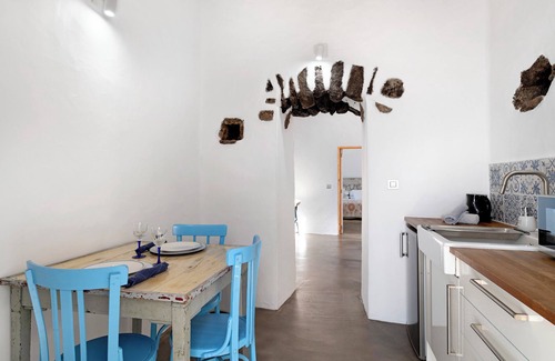 Guatiza Casa | Casa de vacaciones 'Petite Casa Leoncia' con vistas a la montaña, terraza privada y Wi-Fi