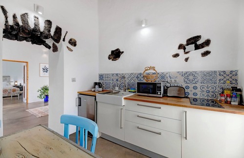 Guatiza Casa | Casa de vacaciones 'Petite Casa Leoncia' con vistas a la montaña, terraza privada y Wi-Fi