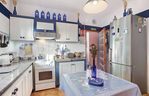 Tejina Villa | Casa vacacional Petite Paradise con vistas al mar, piscina y Wi-Fi