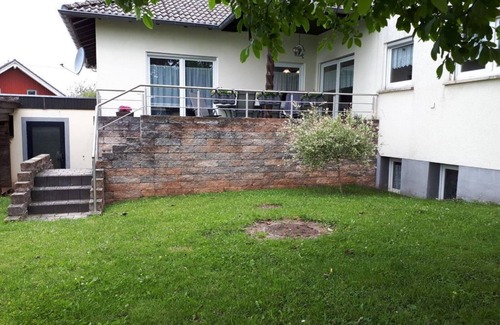 Losheim am See Apartamento | Vacation home Sonnenhang
