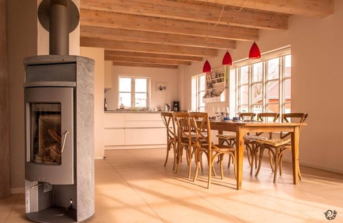 Rosenhagen Casa | Casa de vacaciones "Strand 22", 500 m de Playa, sauna, silla de playa, wifi gratis
