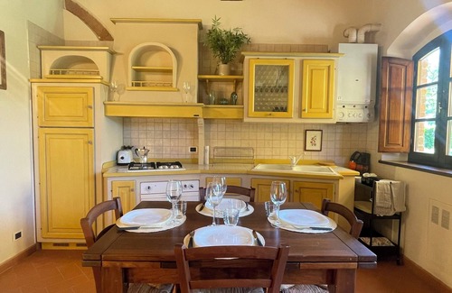 Le Piazze Apartamento | Vacation Home VILLAGE POGGIO ROSSO in the heart of Tuscany!!!