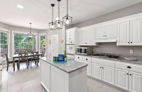 Westport Casa | Vacation Home w/Private Dock, Kayaks, Hot Tub, Pets OK