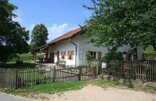 Blaibach Apartamento | Vacation home with 600sqm garden and three bedrooms for up to 7 people