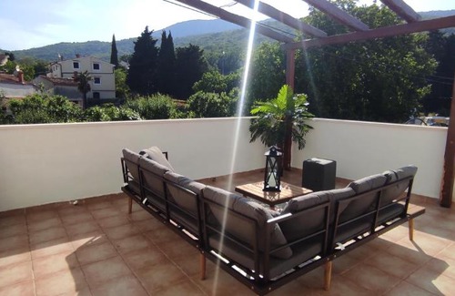 Brsec Casa | Vacation home with jacuzzi