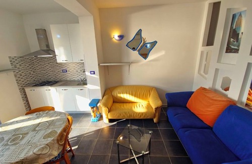 Pizzo Apartamento | Vacation home with parking space
