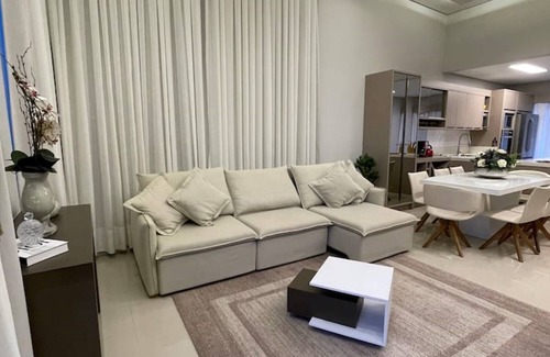 Zimbros Casa | Vacation Home with Pool in Bombinhas