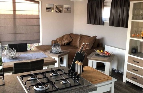 Renesse Chalet De Esquí | Casa de vacaciones con el mejor equipo, a solo 5 minutos a pie de la playa, se admiten perros.