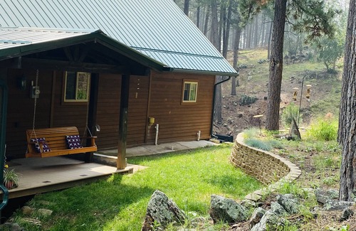 Hermosa Casa | Vacation home with views of Mount Rushmore!