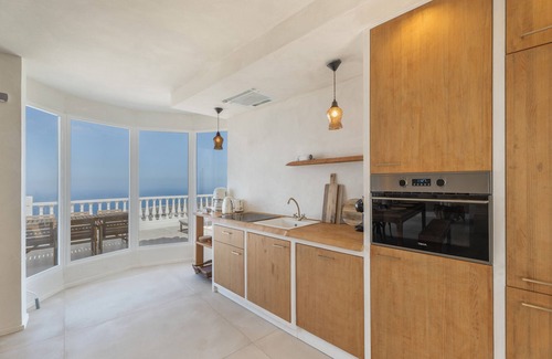 Guía de Isora Casa | Casa de vacaciones 'Xuixo En Tenerife Sur' con vistas al mar, Wi-Fi y aire acondicionado