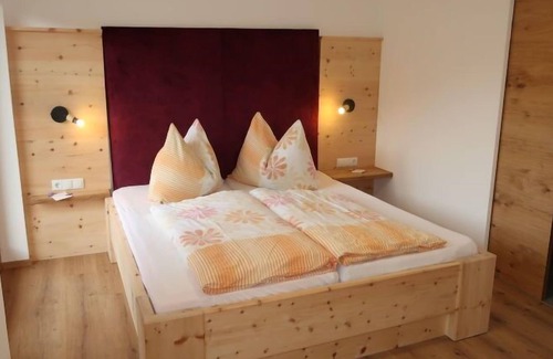 Zellberg Casa | Casa de vacaciones Zur schönsten Aussicht (ZAZ420) en Zell am Ziller - 24 personas, 8 dormitorios