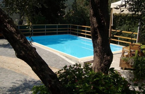 Moneglia Casa | CASA DE VACACIONES CON PISCINA PRIVADA