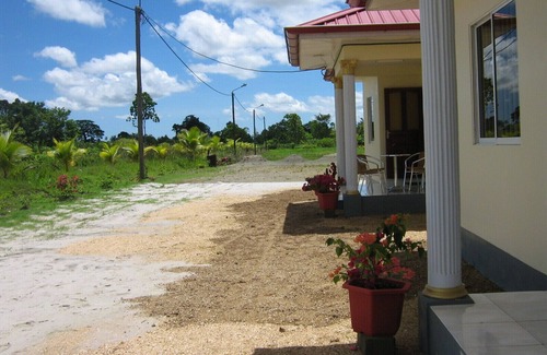 Republiek Casa | Vacaciones en un entorno natural tranquilo. Casa de 3-4 personas.