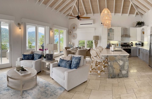 Peterborg Villa | Vacation in Paradise at Island Time Villa!