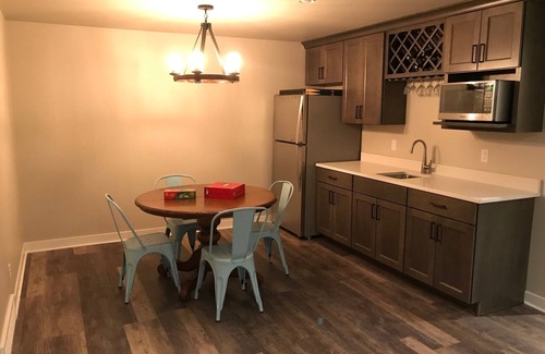 Elkhart Lake Casa | Vacation In STYLE! 2 minutes to Road America, Beach, Golf, Downtown Elkhart Lake