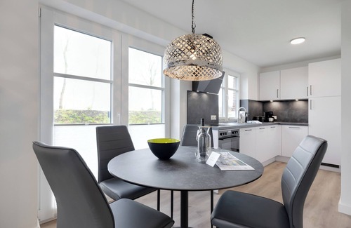 Tinnum Casa | "Vacation in vacation home Levi: relaxation and adventure on Sylt!"
