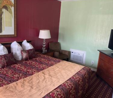 Poinciana Park Hotel | Vacation Inn motel - FT Lauderdale Airport and Cruise port