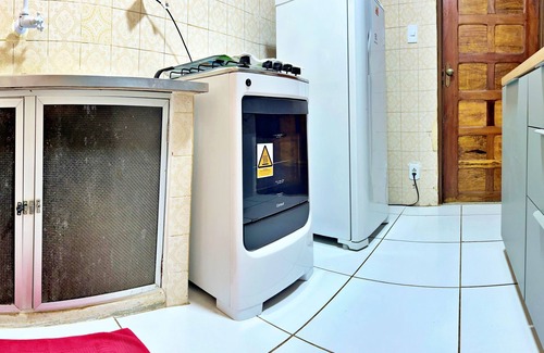Ponta da Terra Apartamento | Vacation - Jardim Tropical Condominium - apt. 102 with 3/4 bedrooms and air conditioning