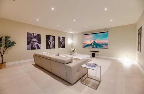 Nueva Milla de Oro Villa | VACATION MARBELLA I Villa Paraiso The View, Infinity Heated Pool, Sea View, 24-7 security, Golf Courses