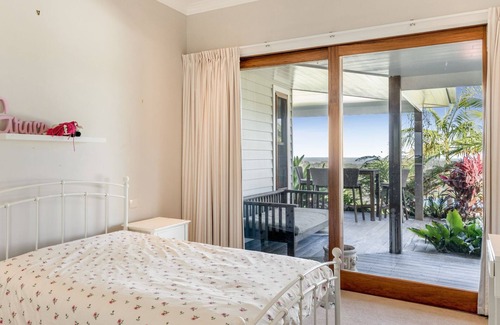 Uralba Casa | Vacation Mode Hinterland Home