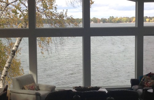 Alexandria Casa | Vacation Paradise on the Chain of Lakes in Alexandria