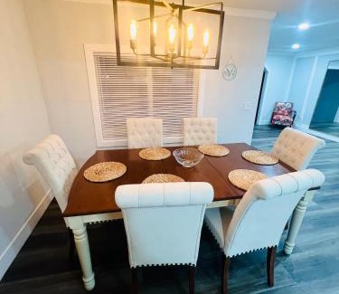 Lancaster Casa | Vacation-Poppy Fields, Antelope Valley & Aerospace