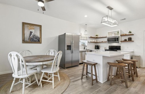 Bay St Louis Casa | Vacation Rental in Old Town Bay St Louis Unit A