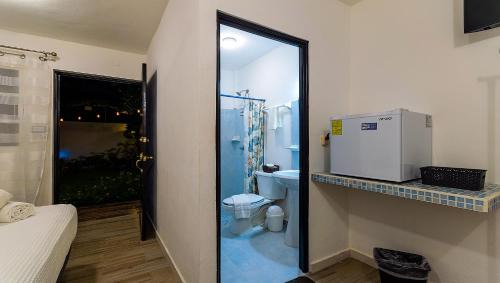 Adolfo López Mateos Apartamento | Vacation Rental - Standard Room at Casa Cocoa