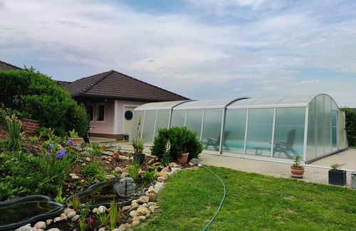 Stegersbach Casa | VACATION WITH DOG IN VACATION HOME WITH TERRACE GARDEN AND POOL