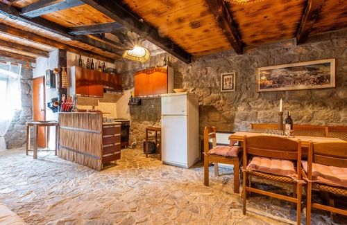 Vrgorac Casa | Alojamiento de 3 habitaciones en Vrgorac