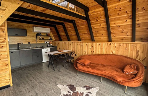 Ardesen Chalet De Esquí | VadiVera Suite Bungalow