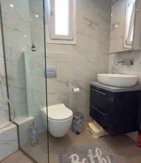 Nea Peramos Apartamento | Vagias House