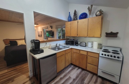 Vail Apartamento | Vail - 2 Guests - Private Studio w/ Queen Bed - Pet Friendly!