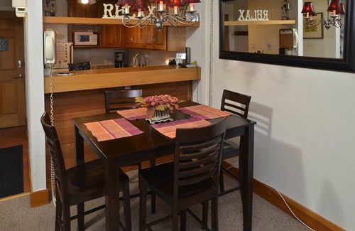 Vail Condominio | Vail Trails East #7b 1 Bedroom Condo by RedAwning