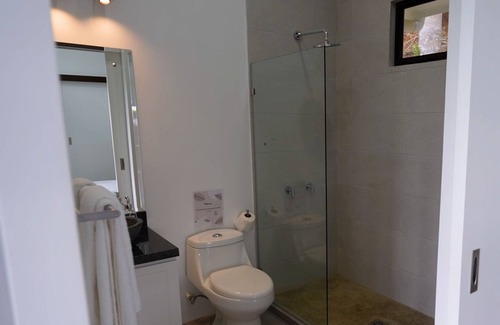 Uvita Villa | Vajra Jahra Villas & Retreat Center