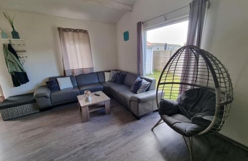 Sint-Annaland Chalet De Esquí | Vakantie met sauna in Zeeland