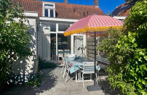 Koudekerke Casa | Vakantiehuis Dorpsplein