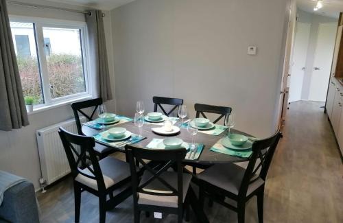 Scherpenisse Chalet De Esquí | Vakantiepark de Zeeuwse Parel - Summerlove