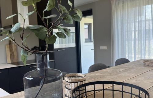Scherpenisse Chalet De Esquí | Vakantiepark de Zeeuwse Parel - de Zeebries