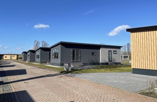 Scherpenisse Chalet De Esquí | Vakantiepark de Zeeuwse Parel - Oosterschelde