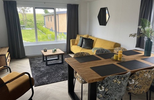 Scherpenisse Chalet De Esquí | Vakantiepark de Zeeuwse Parel - Oosterschelde