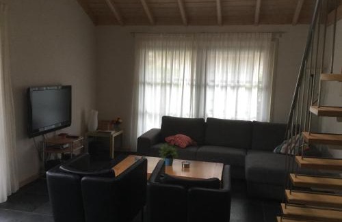 Sint-Annaland Chalet De Esquí | Vakantiepark Krabbenkreek