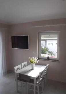 Valdebek Apartamento | Valdebek Apartments with pool